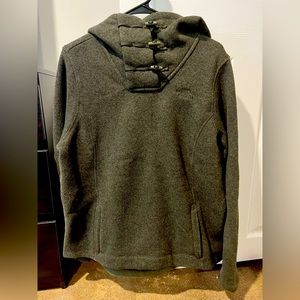 The North Face Women’s Large Pullover Hoodie Color: Green Mockneck/Turtleneck